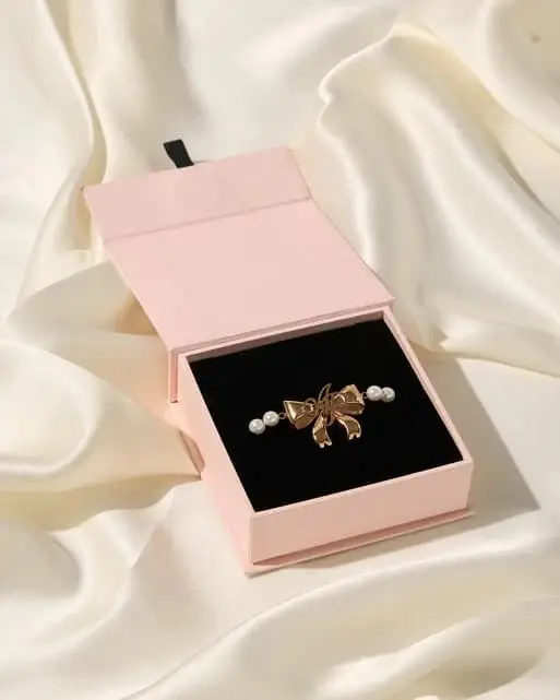 Beki Bracelet Rose Gold/Pearl | Agent Provocateur