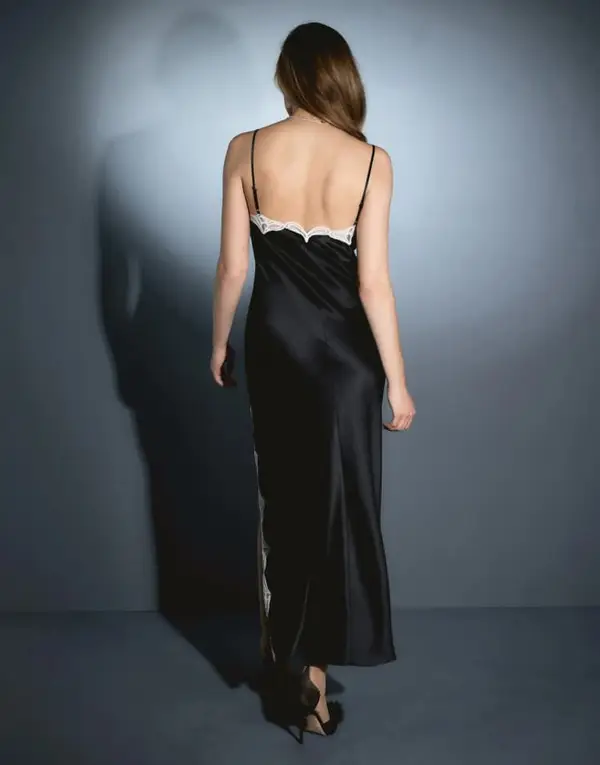 Nelle Long Slip Black/Ivory | Agent Provocateur