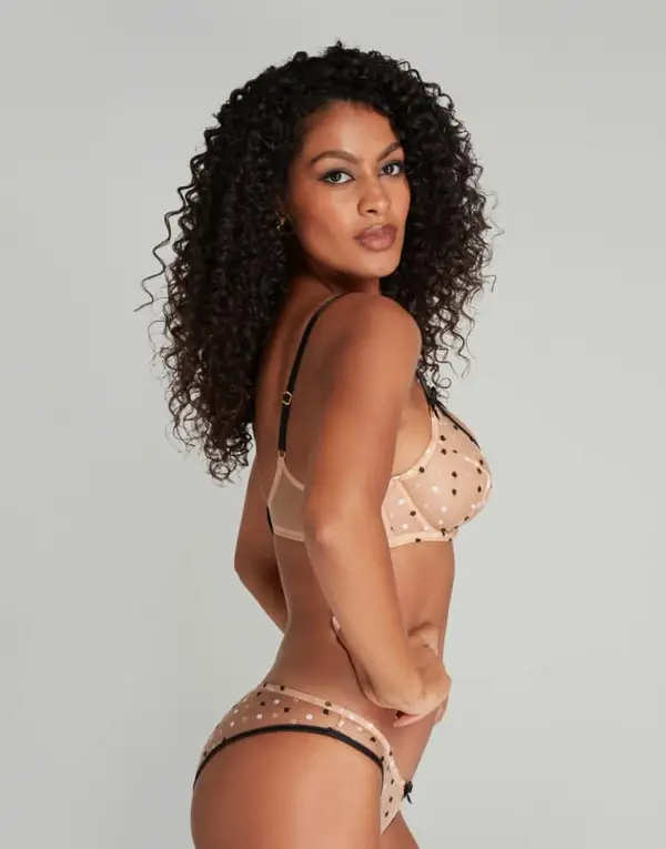 Brie Plunge Underwired Bra Black | Agent Provocateur